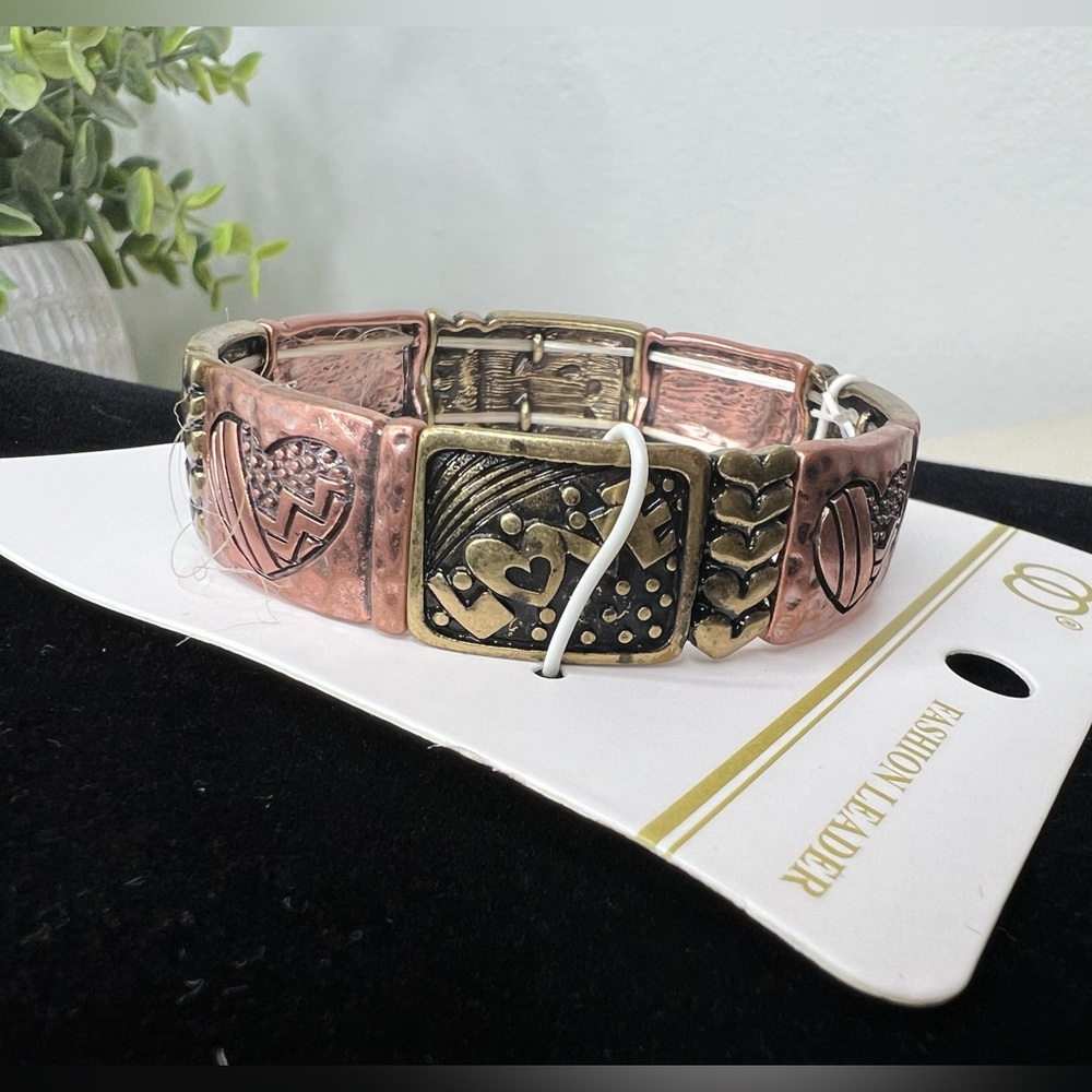 Brand New-Love, Flag & Heart Bracelet